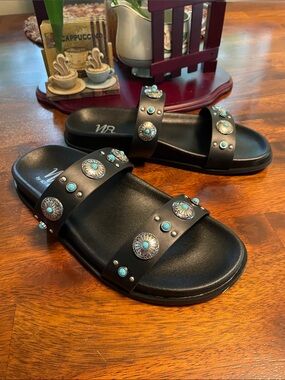 NOT RATED Briallen Western Studded Turquoise Sandal Women’s 7 Black